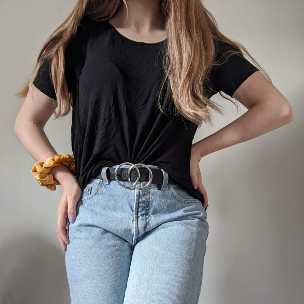 Aritza Talula plain black shirt